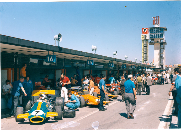 Circuito del Jarama Tour - GP España 1970-boxes