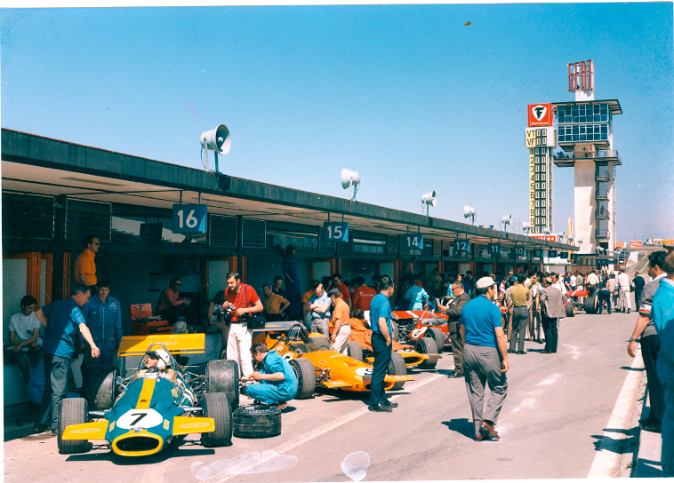 GP-España-1970-boxes