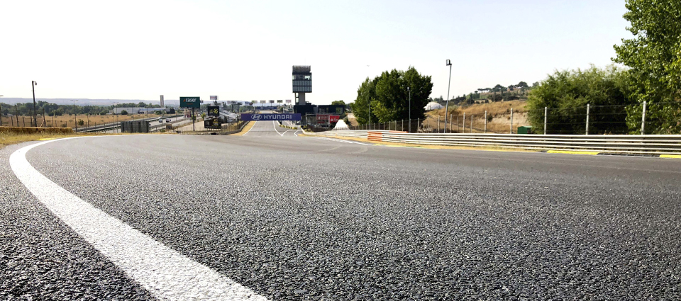 Reasfaltado circuito del Jarama