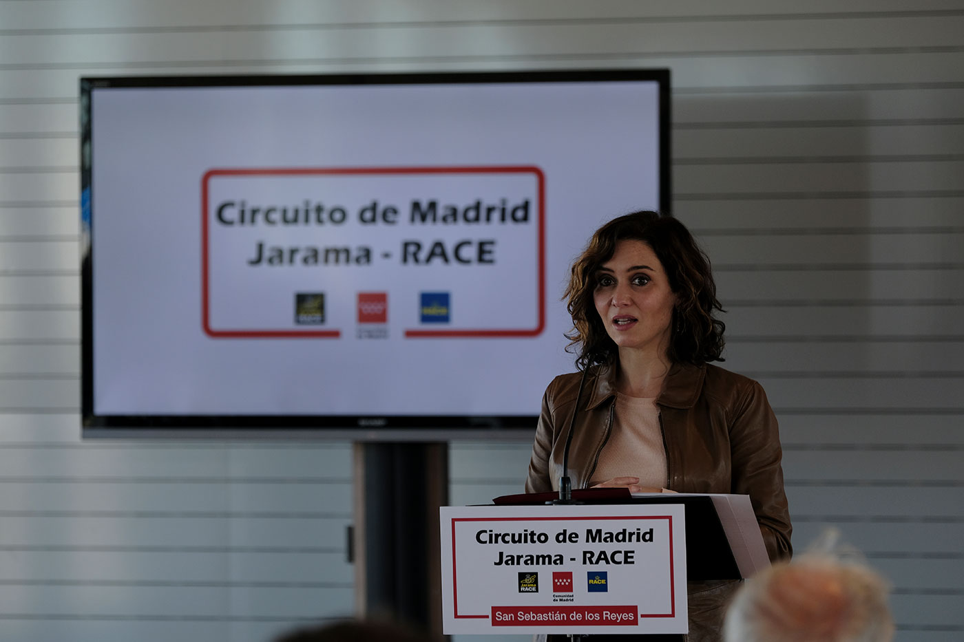 Isabel Díaz Ayuso en el Circuito de Madrid Jarama - RACE