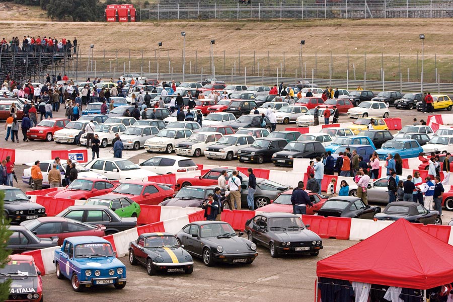 Cultura e historia del automóvil se dan cita este sábado en el Circuito de Madrid Jarama - RACE